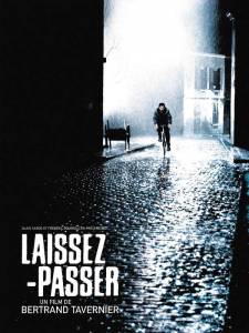  / Laissez-passer (2002)